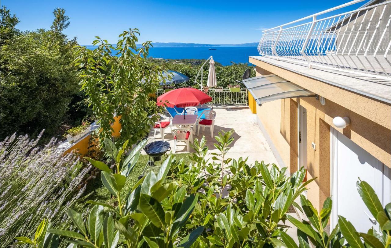 Amazing Apartment In Kostrena With 1 Bedrooms And Wifi Eksteriør billede