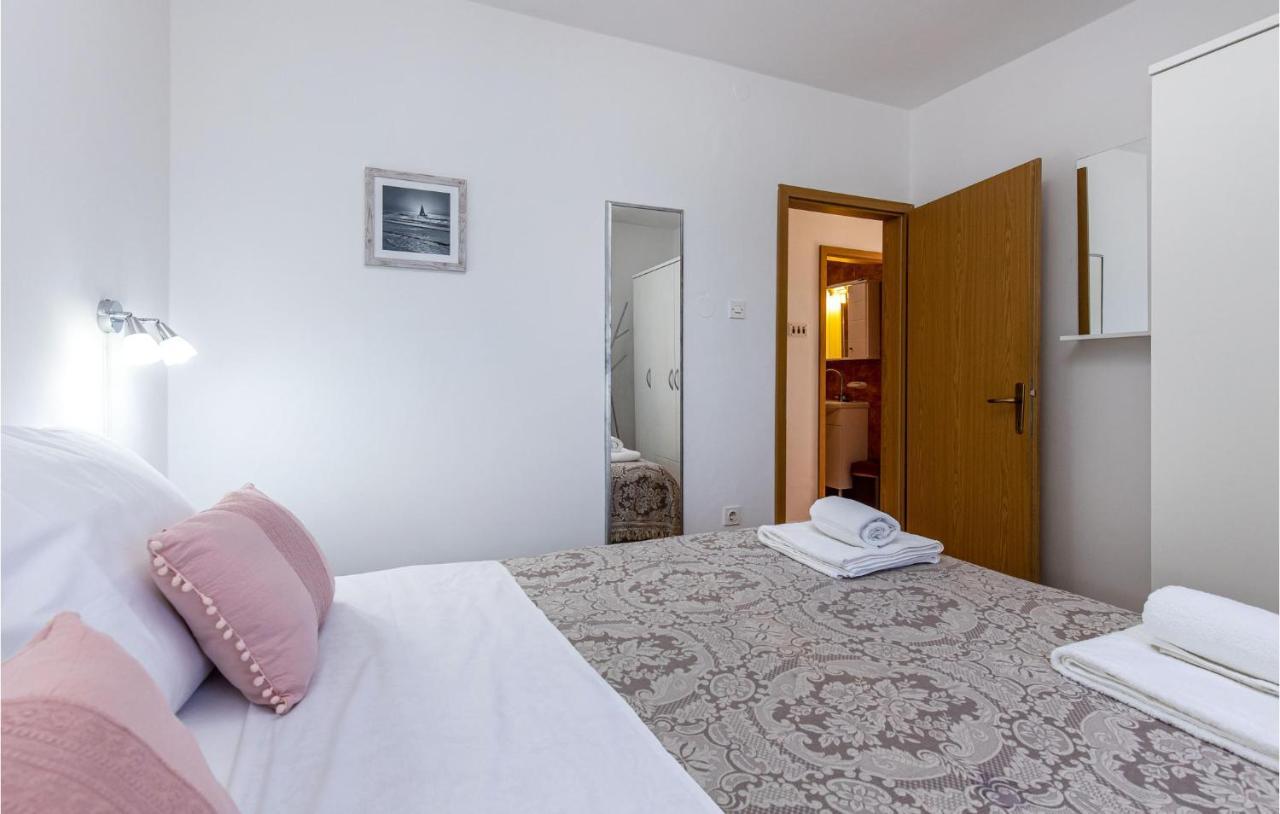 Amazing Apartment In Kostrena With 1 Bedrooms And Wifi Eksteriør billede